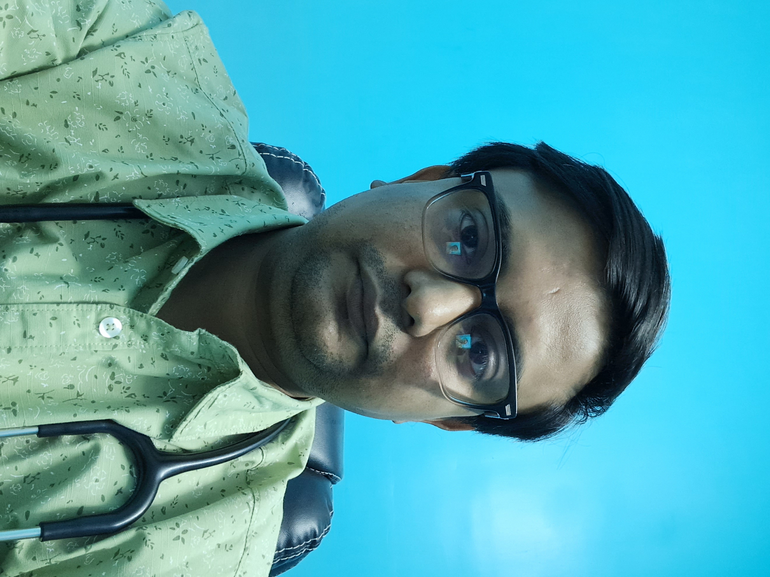 Dr. SUVRADIP DUTTA 